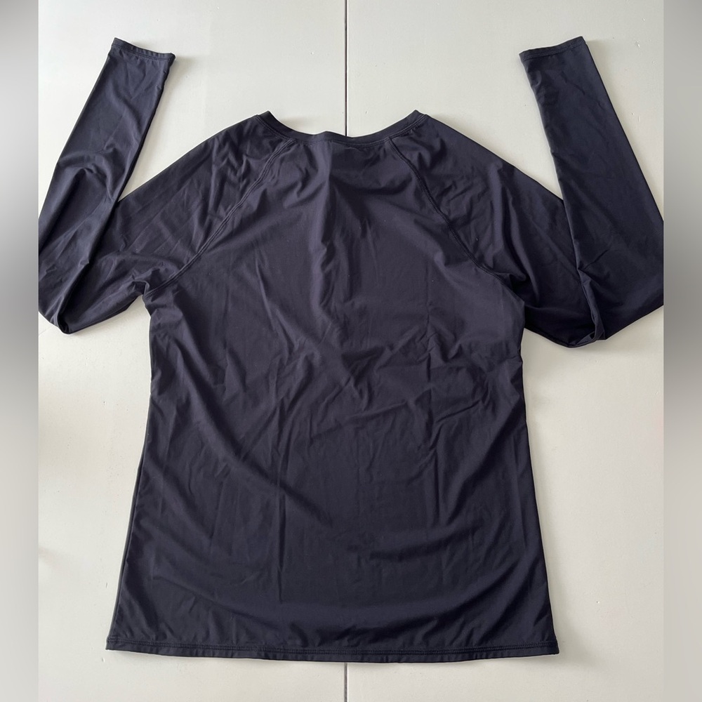 VINEYARD VINES | M | Rashguard/activewear | Navy - Picture 7 of 8